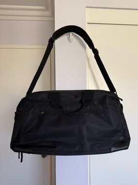 Pakt One v1 Travel Duffel - 35L